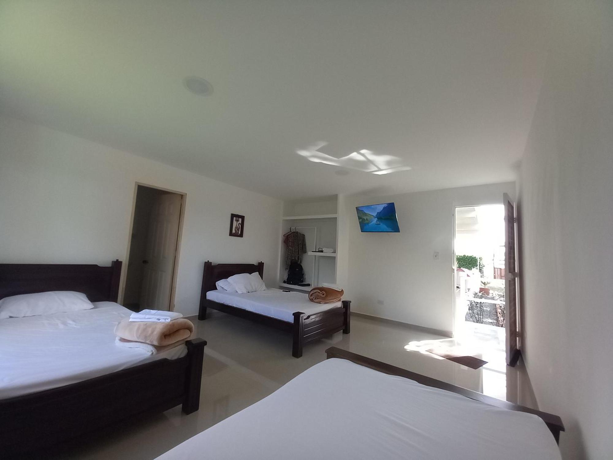 Lodge Sol De Maiz